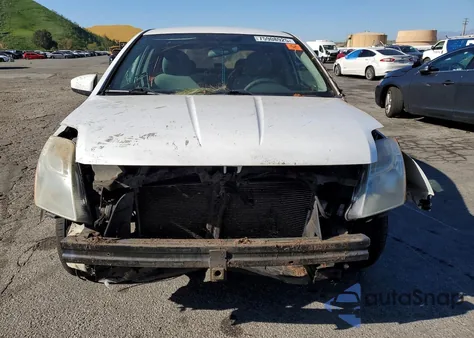 2010 Nissan Sentra 2.0 z USA, uszkodzony, nr VIN 3N1AB6AP6AL688008